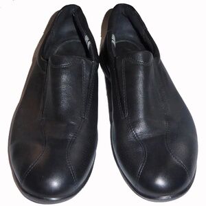 WOMENS ECCO ALL-BLACK LEATHER SHOES SLIP-ON RUGGLED SOLE SNEAKERS 9.5M 9.5